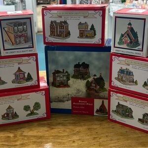 Liberty Falls Village Collection Set